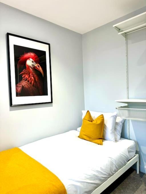 Bournemouth Getaway: 3Br Apartment Near Beach Exterior photo