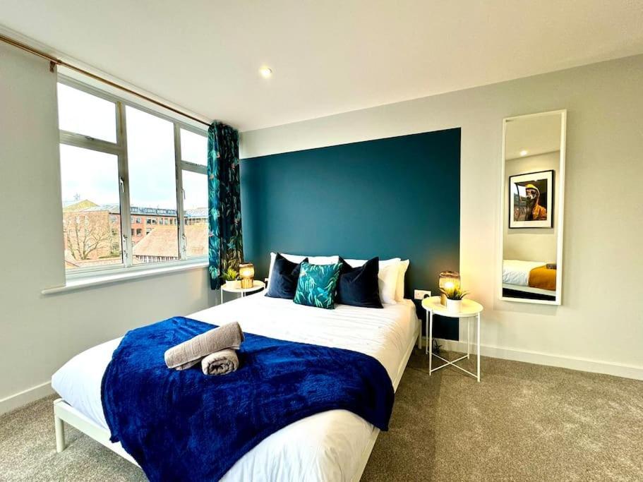 Bournemouth Getaway: 3Br Apartment Near Beach Exterior photo