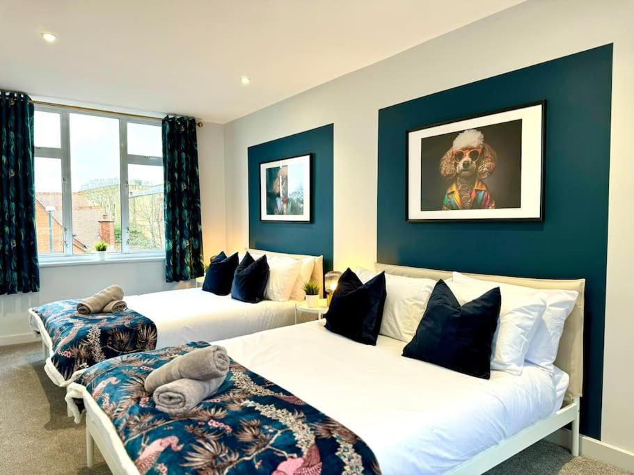 Bournemouth Getaway: 3Br Apartment Near Beach Exterior photo